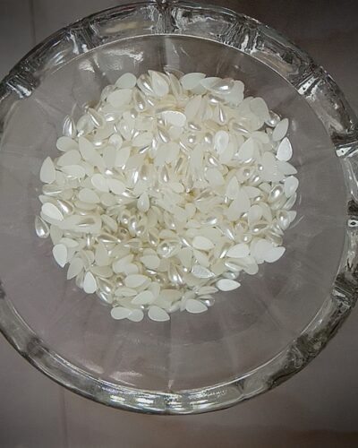 Half Cut Pearls (moti) Drop Shape for Craft Material, Dress Making, Jewellery Making, Scrap Booking, Trays Making, Arts & Embroidery - 200 Beads (Off White)